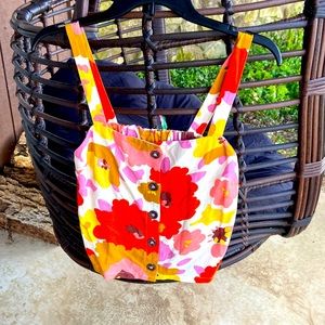 Brady button boxy tank